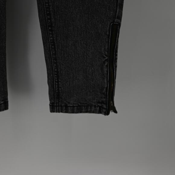 DKNY Skinny Jeans Y2K Style Zipper Faded Black Women Size 30 - Picture 8 of 15